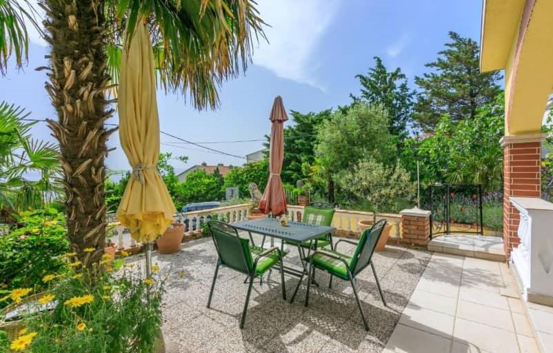 Bed & Breakfast Ruzica Novi Vinodolski Bagian luar foto